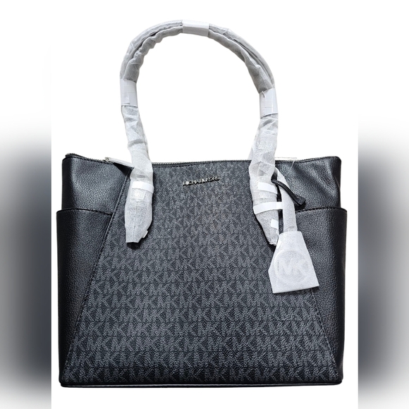 Michael Kors Charlotte Large TZ Tote With Side Pockets - Picture 4 of 12